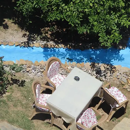 호텔 Mandarin Beach *