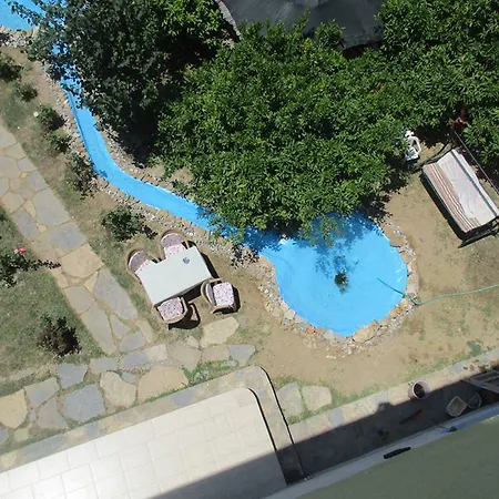 호텔 Mandarin Beach *